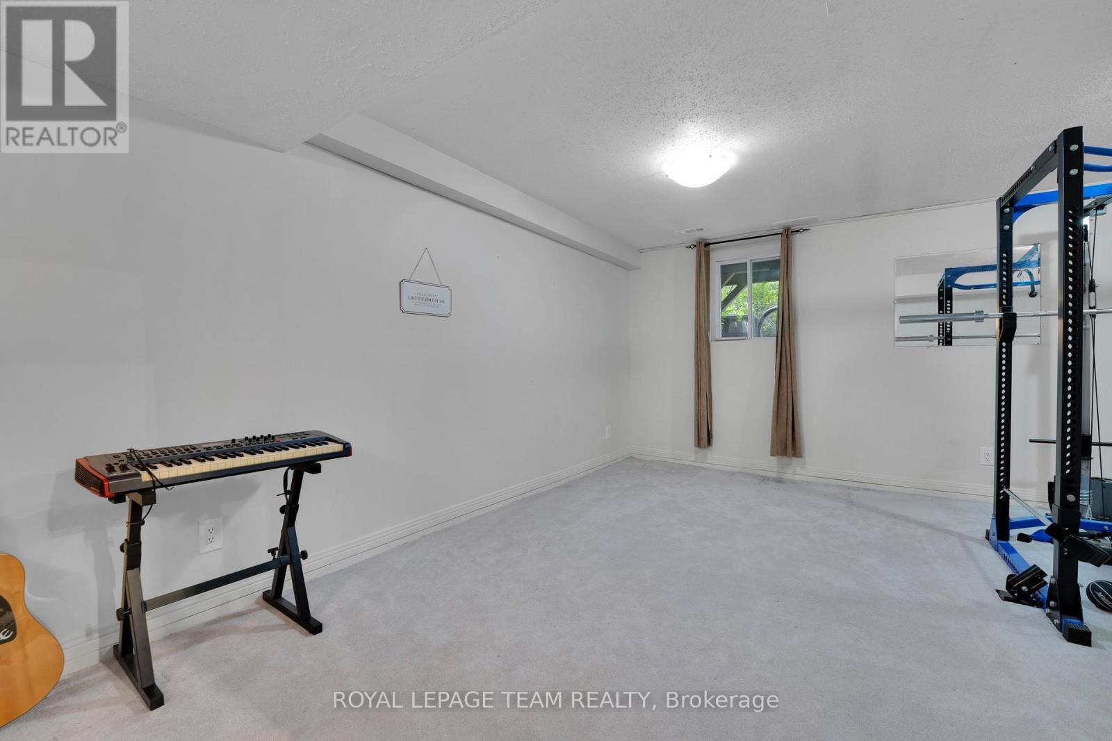 282 Dalehurst Drive, Ottawa, ON - Indoor Photo Showing Other Room