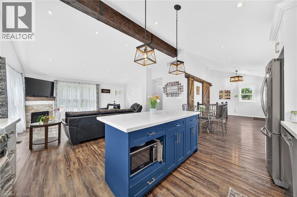 967 4Th Line, Caledonia, ON - Indoor With Fireplace