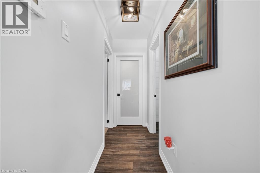 967 4Th Line, Caledonia, ON - Indoor Photo Showing Other Room