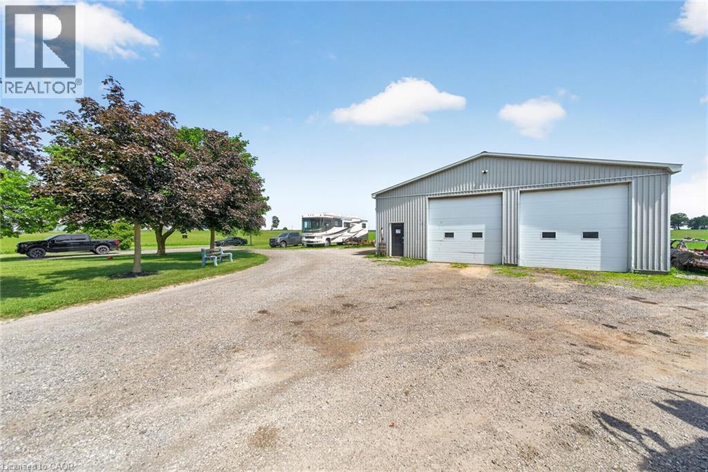 967 4Th Line, Caledonia, ON - Outdoor