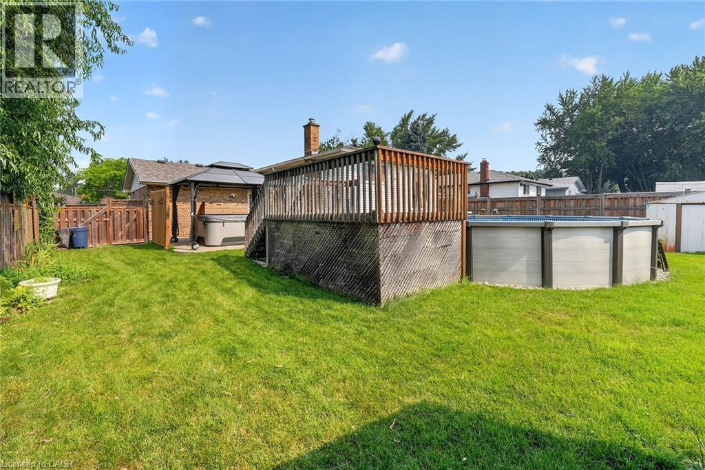 186 Glenmor Drive, Caledonia, ON - Outdoor With Backyard