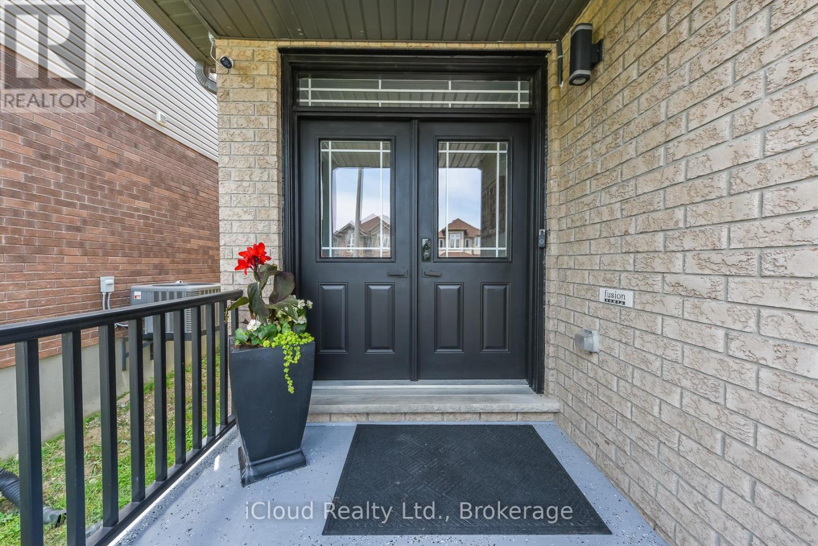 132 Drone Crescent, Guelph, ON - Outdoor With Exterior