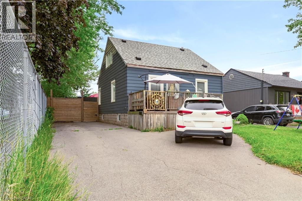 1 Mahony Avenue, Hamilton, ON - Outdoor With Exterior