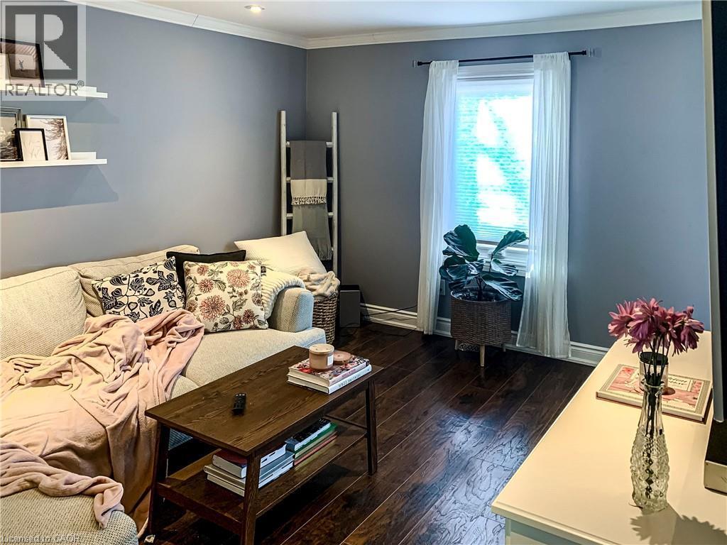 1 Mahony Avenue, Hamilton, ON - Indoor