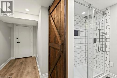 1 Mahony Avenue, Hamilton, ON - Indoor Photo Showing Bathroom