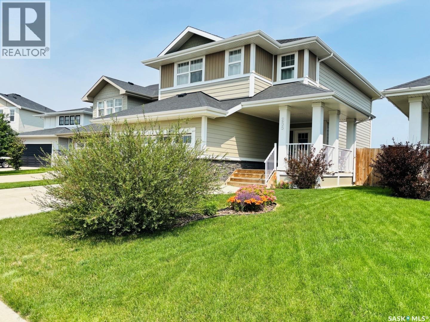 255 Eaton Crescent, Saskatoon, SK - Outdoor With Deck Patio Veranda