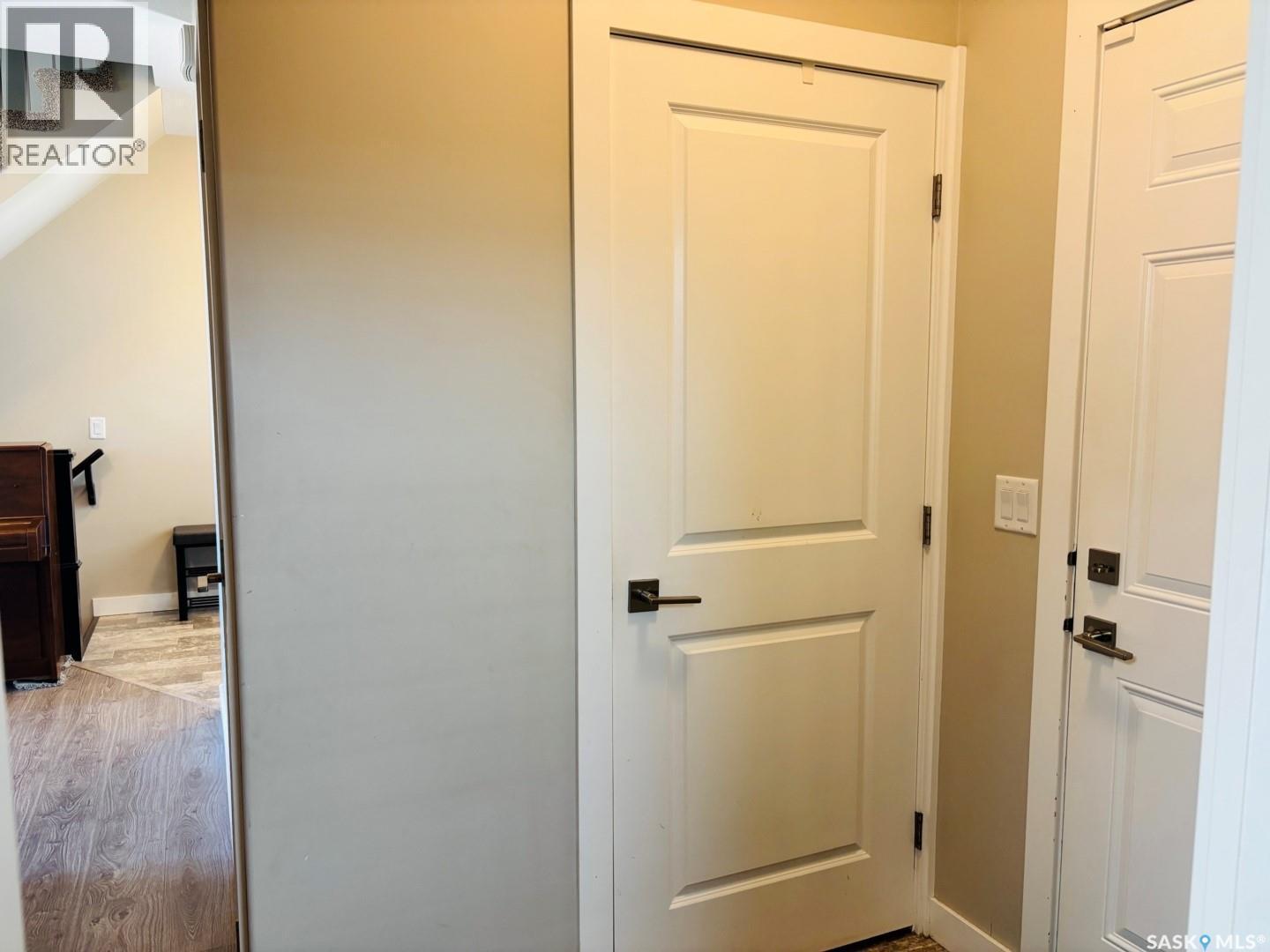 255 Eaton Crescent, Saskatoon, SK - Indoor Photo Showing Other Room