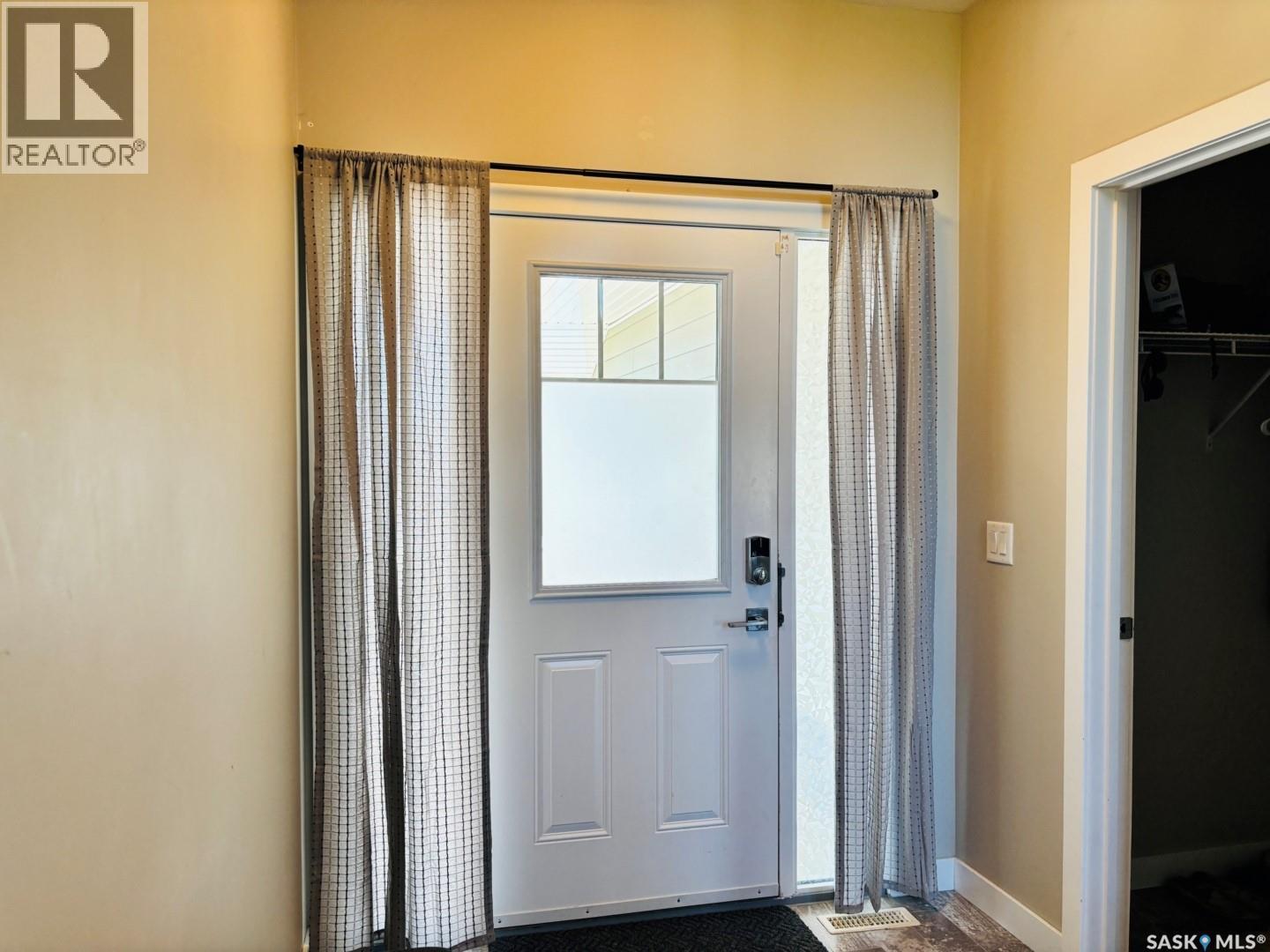 255 Eaton Crescent, Saskatoon, SK - Indoor Photo Showing Other Room