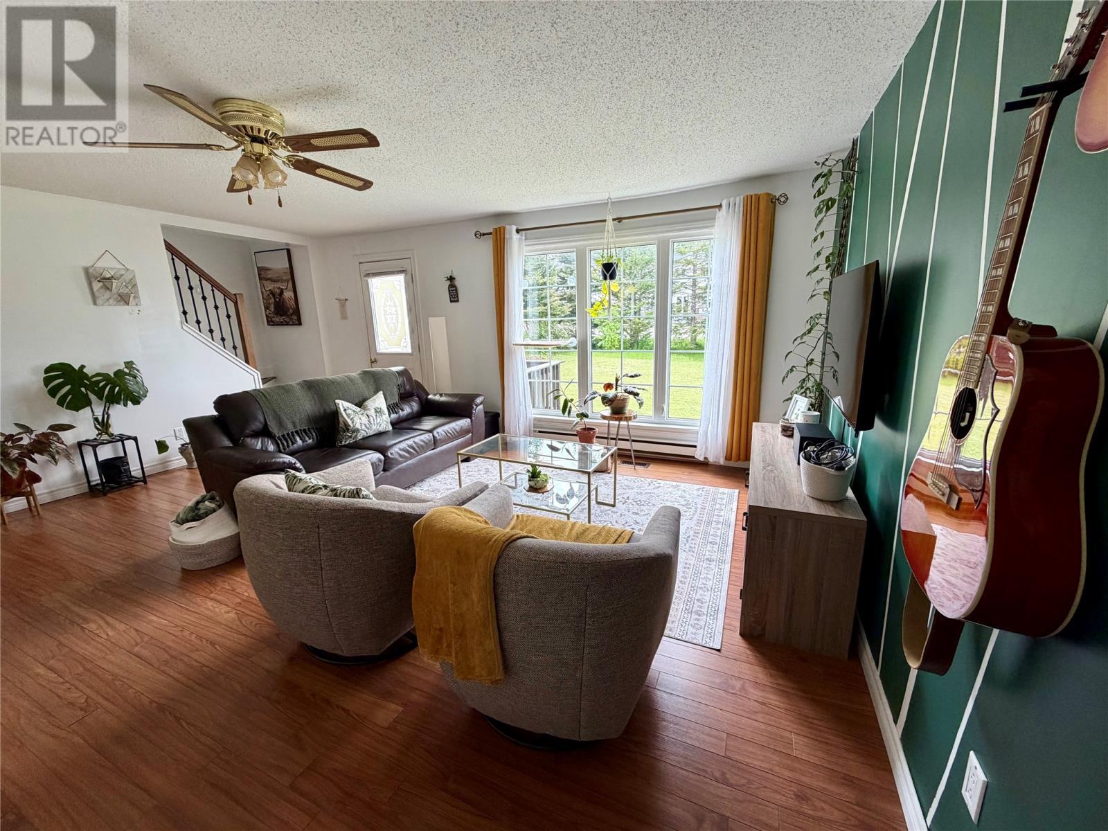 26 Third Avenue, Deer Lake, NL - Indoor Photo Showing Living Room