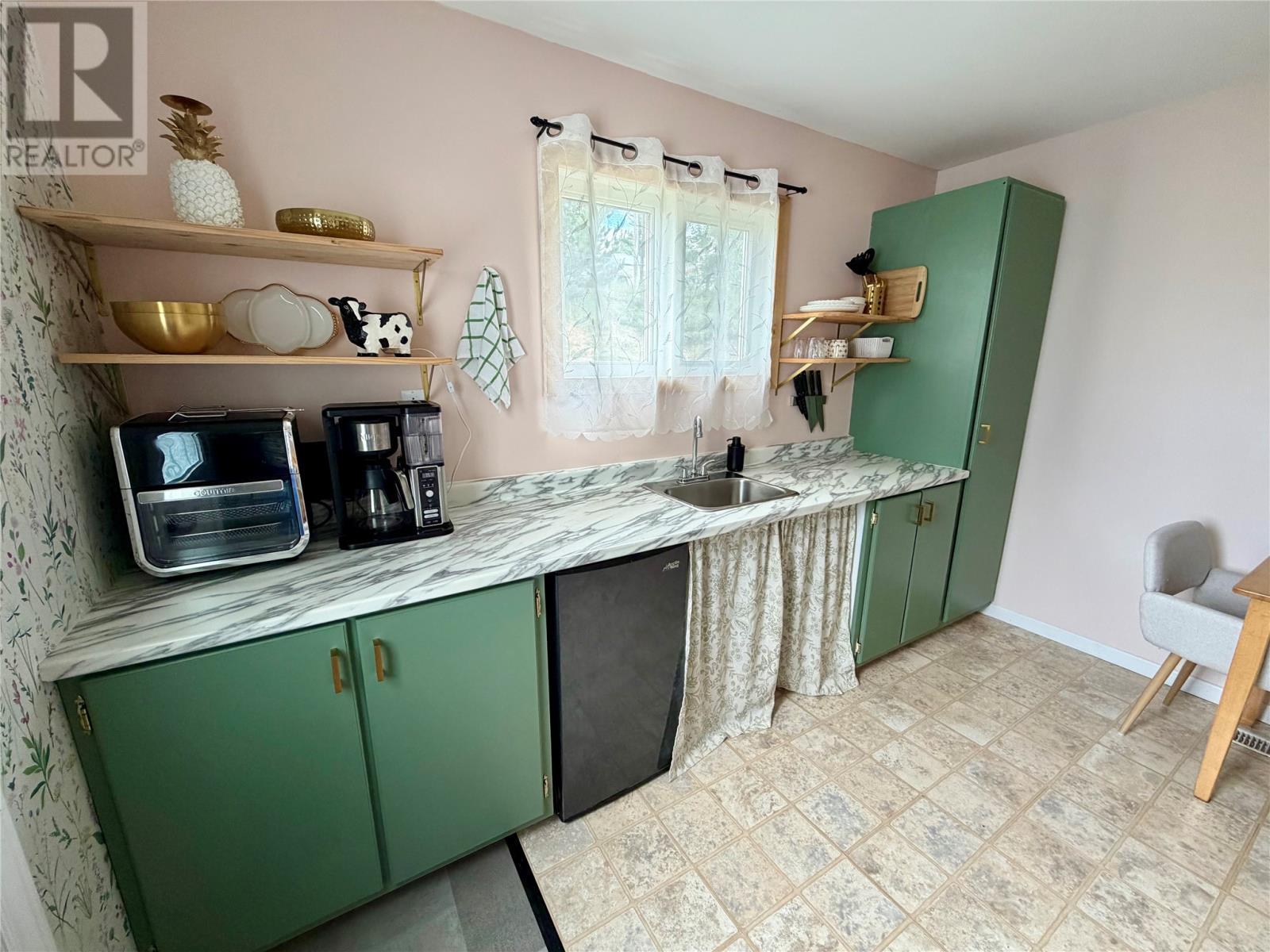 26 Third Avenue, Deer Lake, NL - Indoor Photo Showing Kitchen