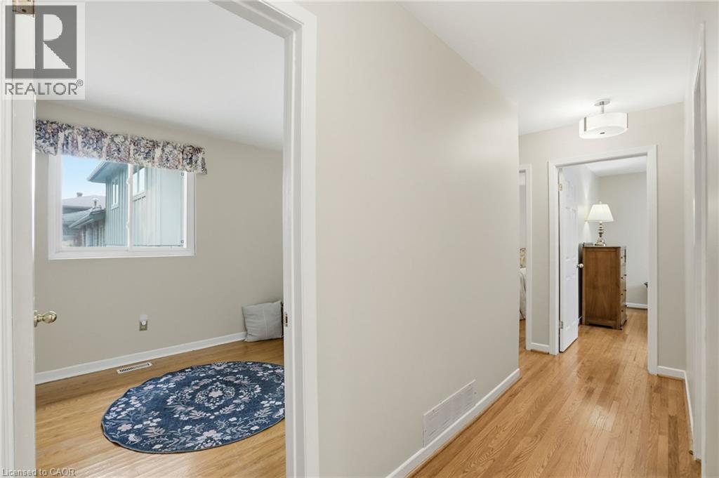504 Kenmarr Crescent, Burlington, ON - Indoor Photo Showing Other Room