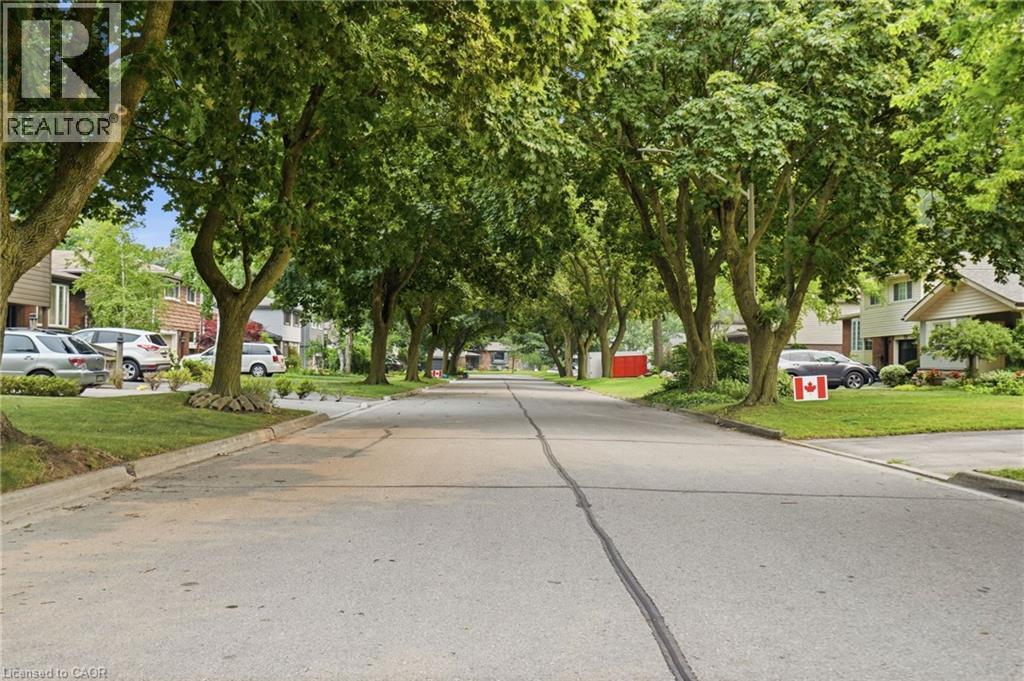 504 Kenmarr Crescent, Burlington, ON - Outdoor