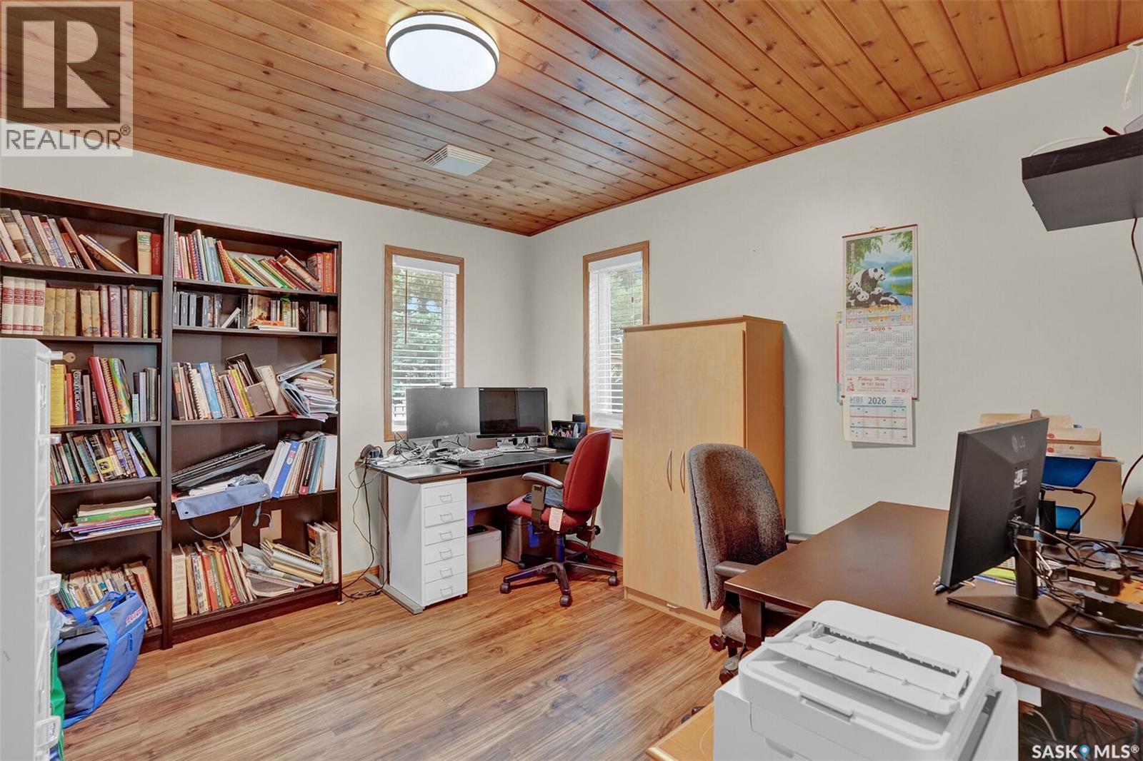 246/242 Westview Drive, Balgonie, SK - Indoor Photo Showing Office