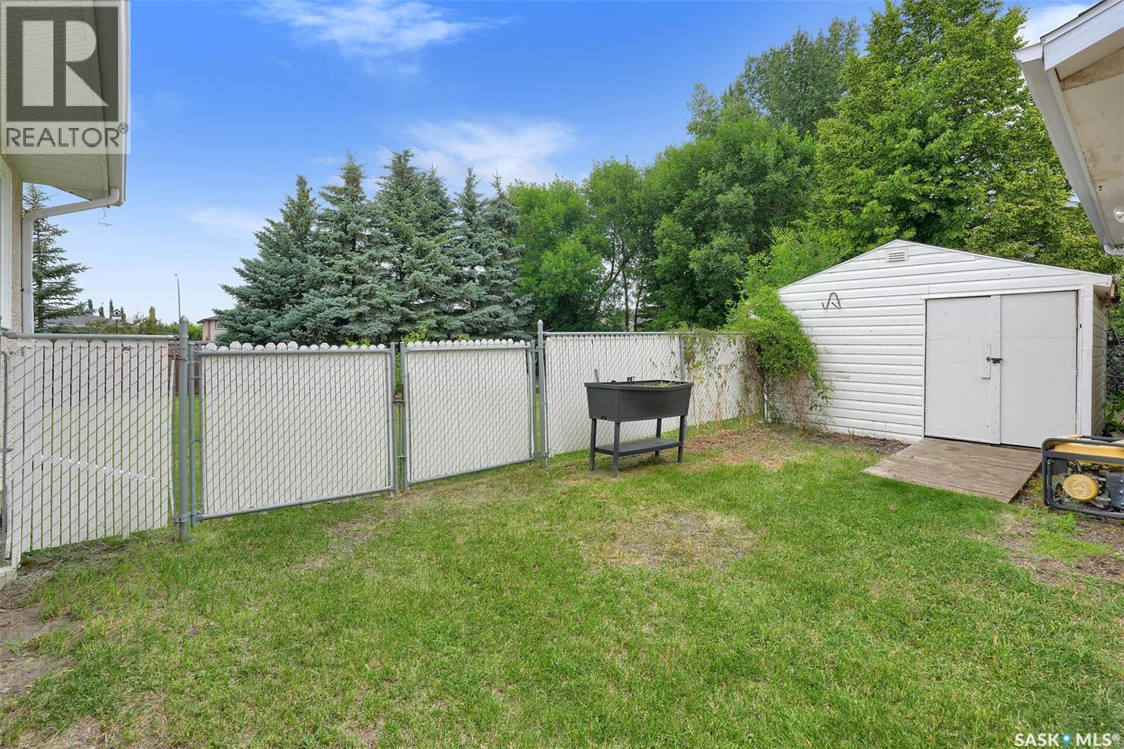 246/242 Westview Drive, Balgonie, SK - Outdoor