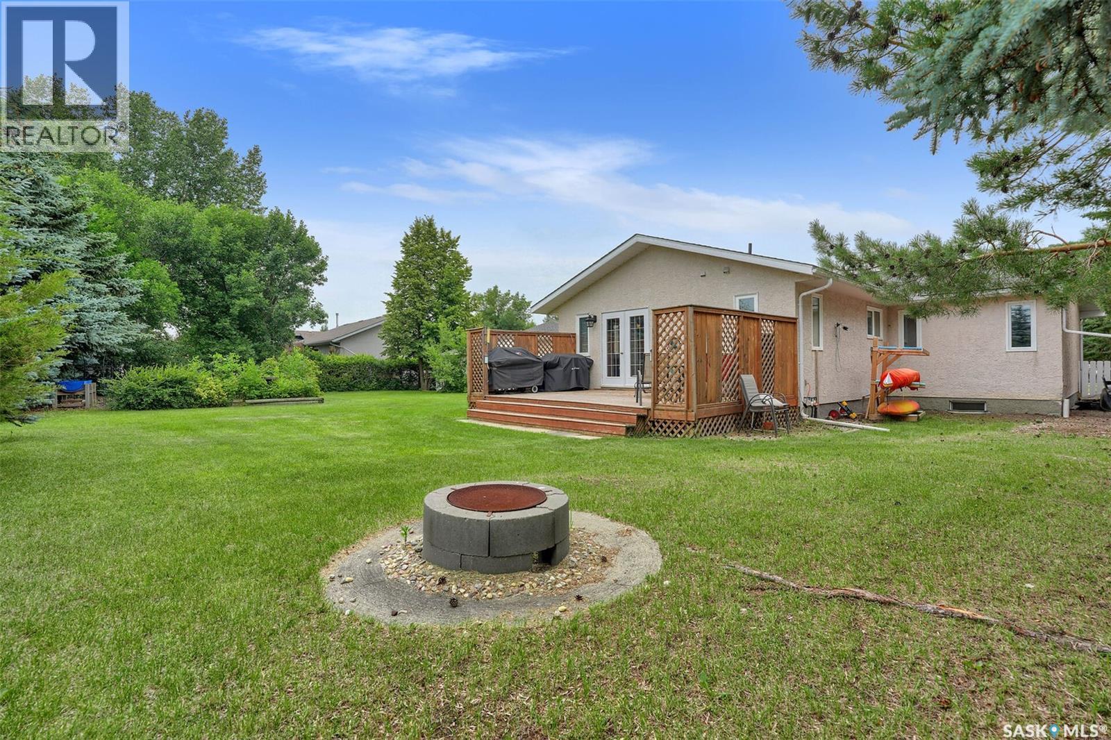 246/242 Westview Drive, Balgonie, SK - Outdoor