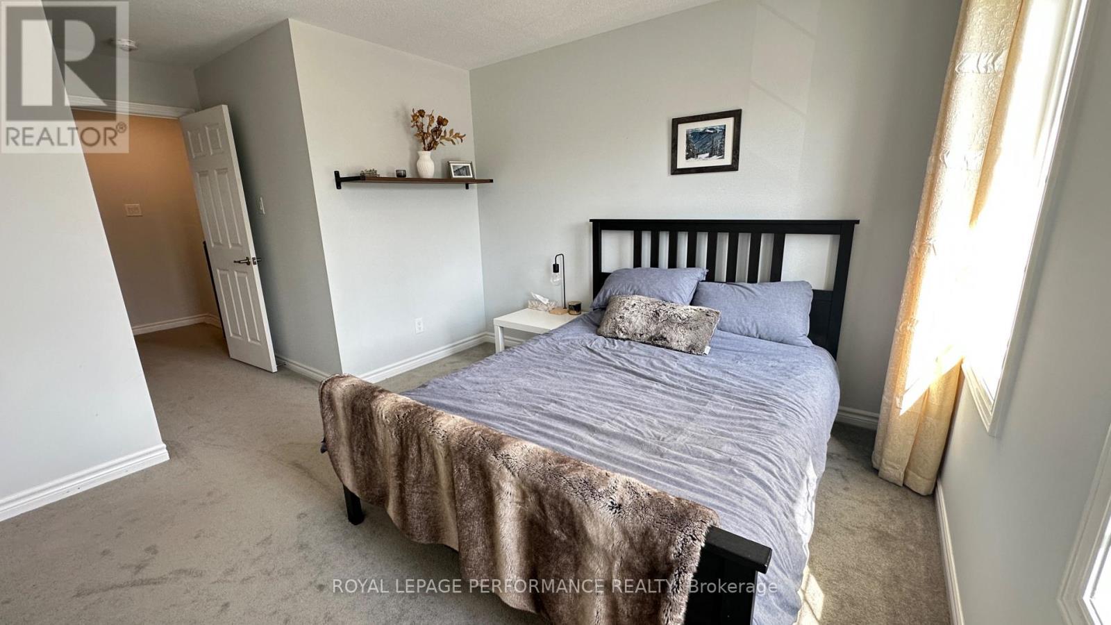 128 Lanceleaf Way, Ottawa, ON - Indoor Photo Showing Bedroom