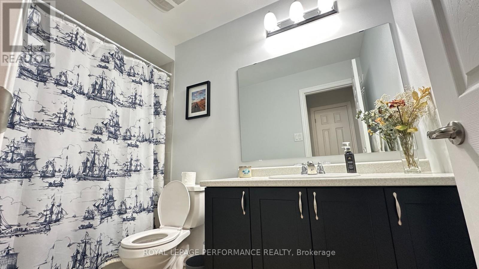 128 Lanceleaf Way, Ottawa, ON - Indoor Photo Showing Bathroom