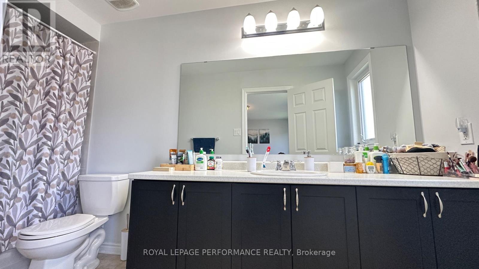 128 Lanceleaf Way, Ottawa, ON - Indoor Photo Showing Bathroom