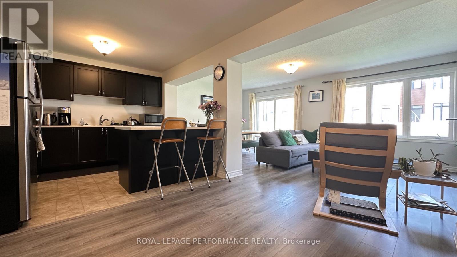 128 Lanceleaf Way, Ottawa, ON - Indoor Photo Showing Other Room
