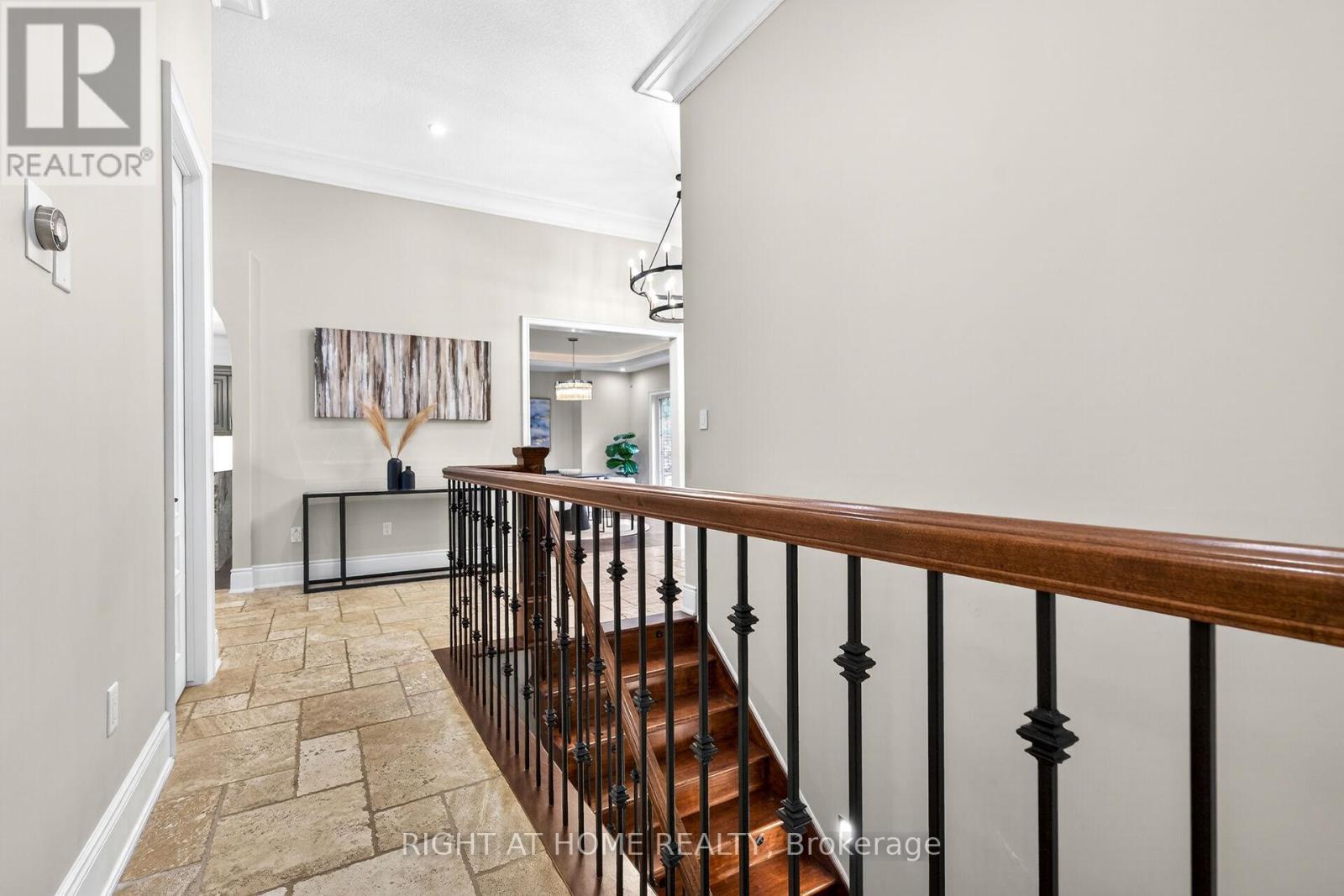 775 King Road, Burlington, ON - Indoor Photo Showing Other Room