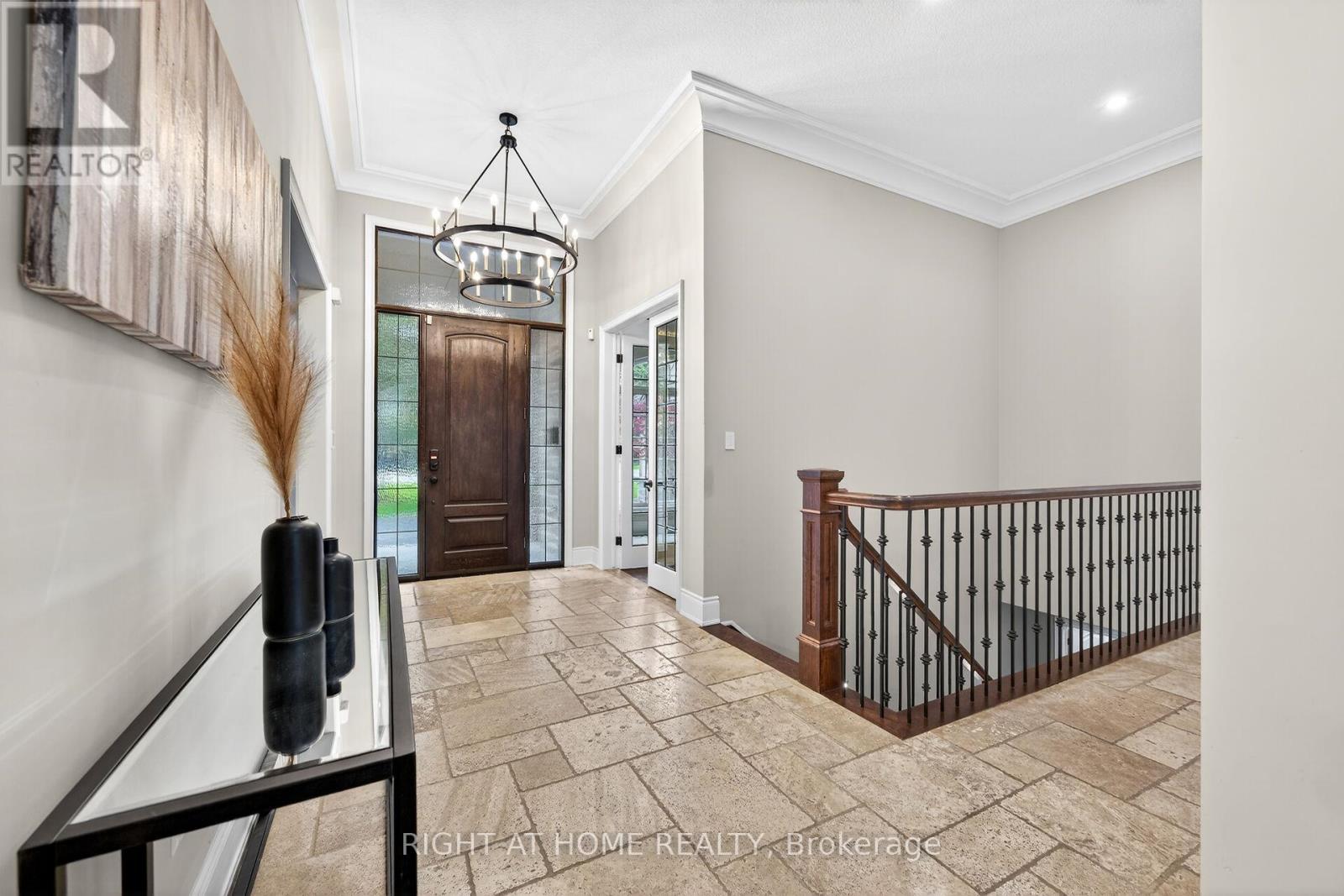 775 King Road, Burlington, ON - Indoor Photo Showing Other Room