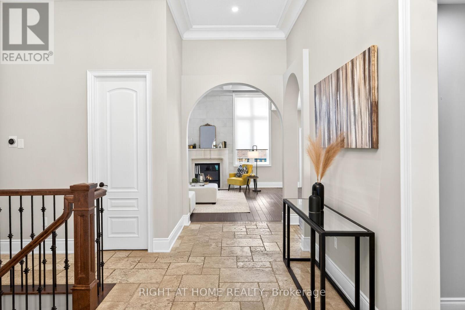 775 King Road, Burlington, ON - Indoor Photo Showing Other Room