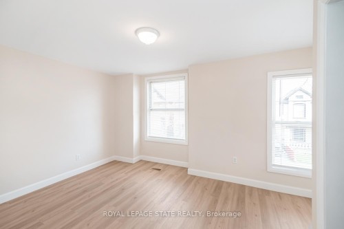 60 Keith Street, Hamilton, ON - Indoor Photo Showing Other Room