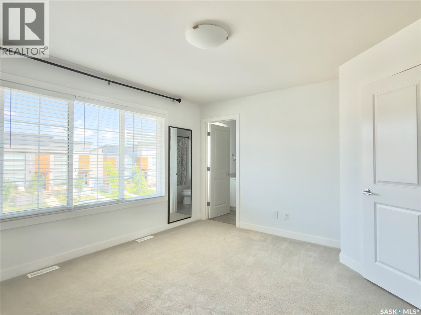 128 Westfield Road, Saskatoon, SK - Indoor Photo Showing Other Room