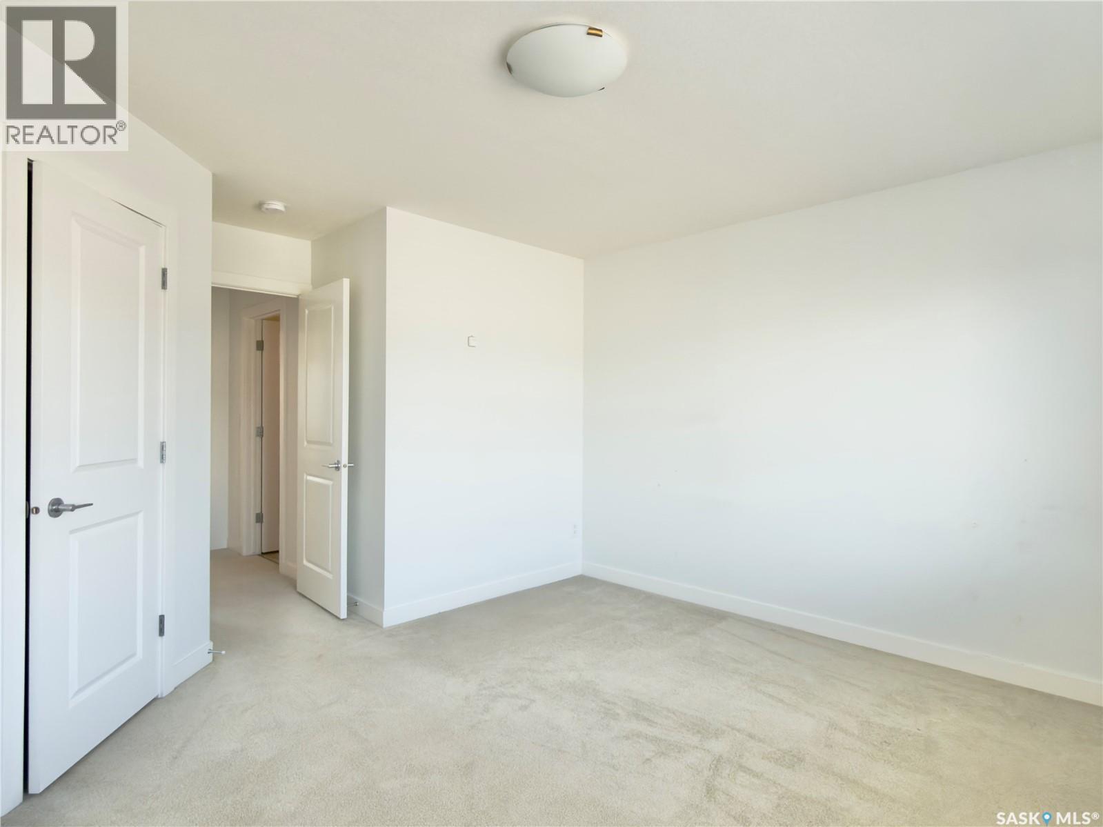 128 Westfield Road, Saskatoon, SK - Indoor Photo Showing Other Room