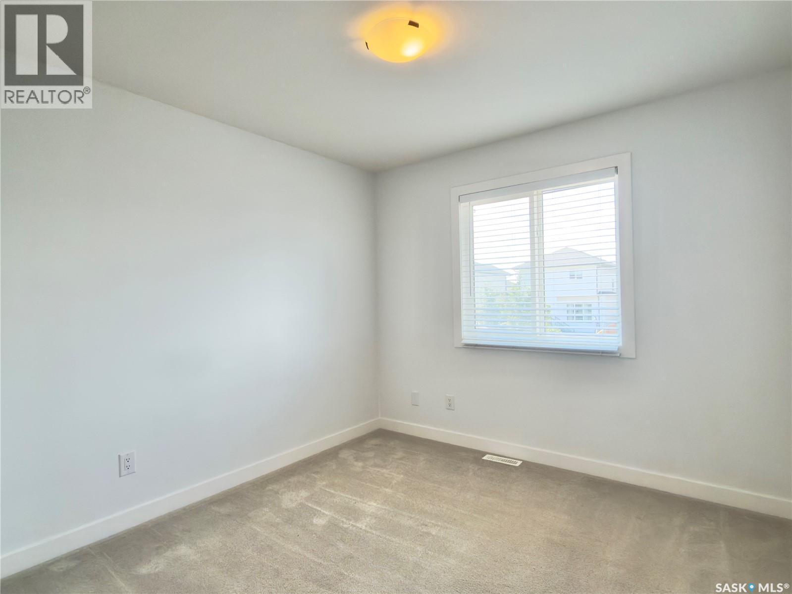 128 Westfield Road, Saskatoon, SK - Indoor Photo Showing Other Room