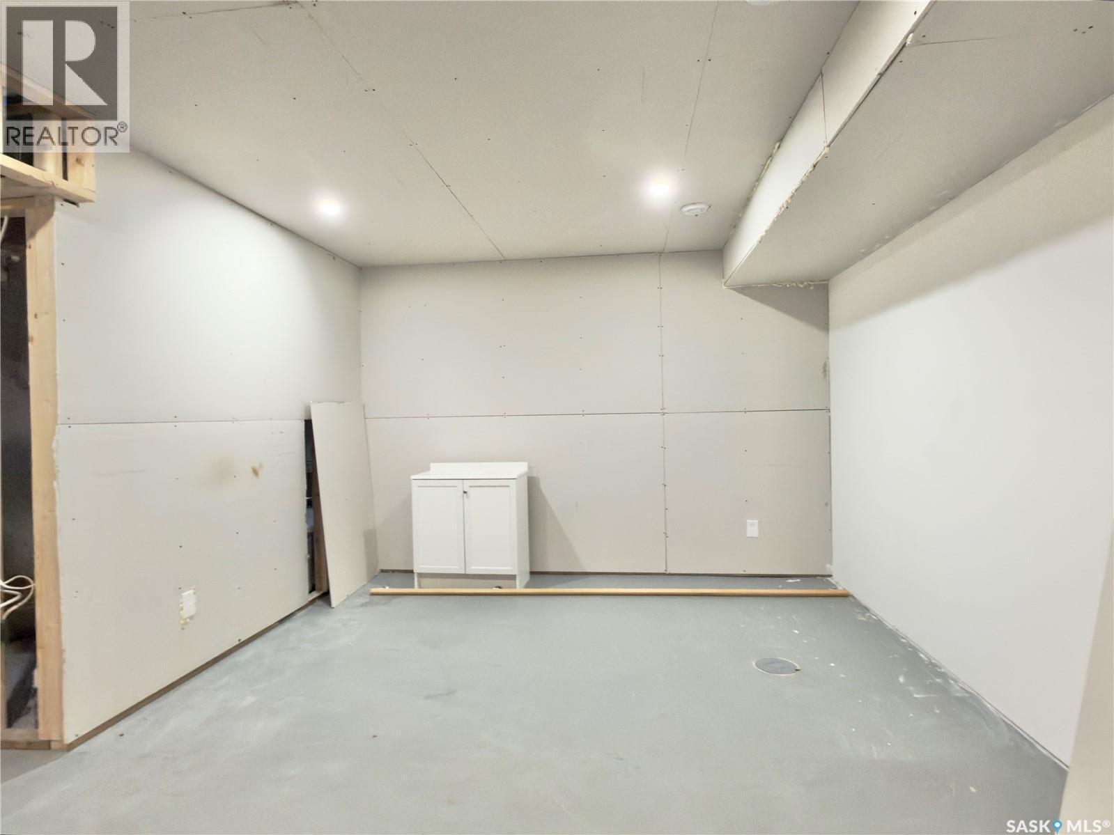 128 Westfield Road, Saskatoon, SK - Indoor Photo Showing Basement