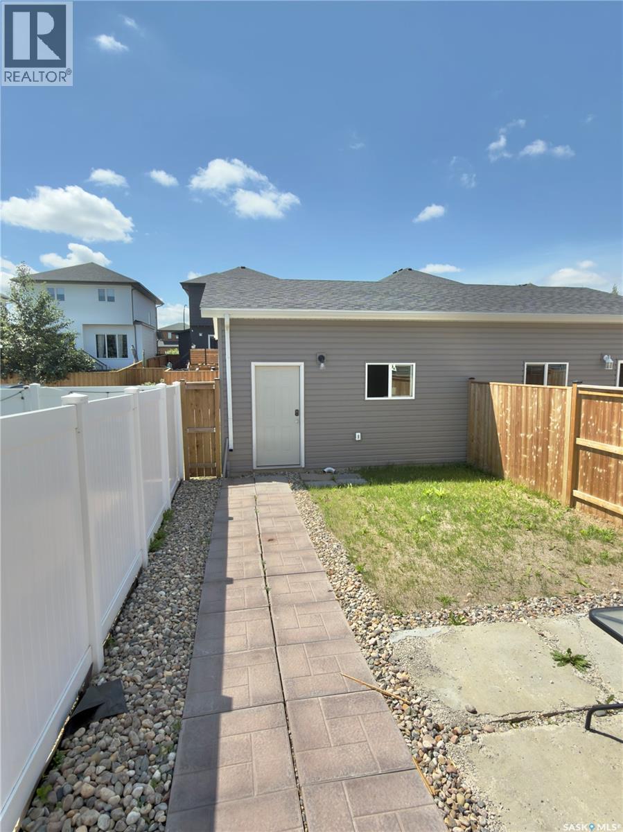 128 Westfield Road, Saskatoon, SK - Outdoor