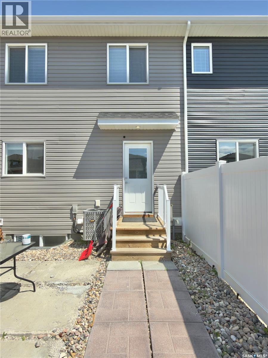 128 Westfield Road, Saskatoon, SK - Outdoor