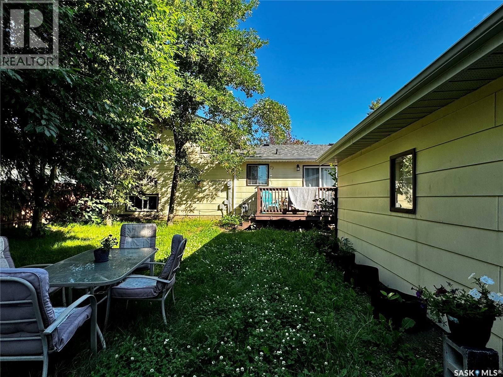 3554 Fairlight Drive, Saskatoon, SK - Outdoor With Deck Patio Veranda