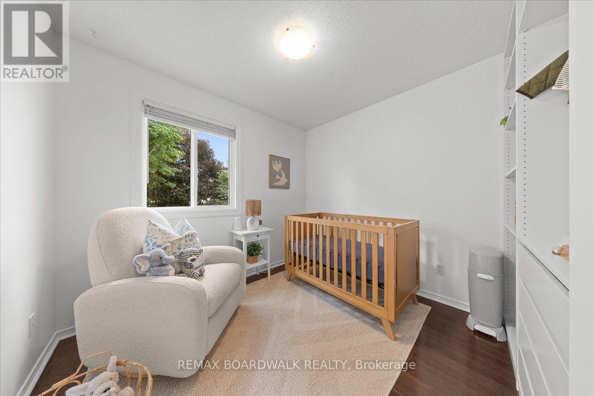43 Peacock Crescent, Ottawa, ON - Indoor