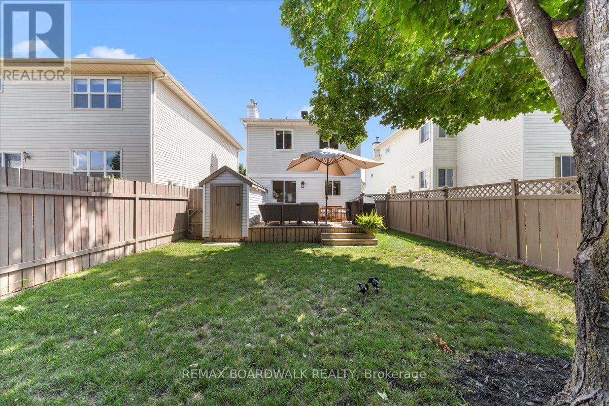 43 Peacock Crescent, Ottawa, ON - Outdoor With Deck Patio Veranda