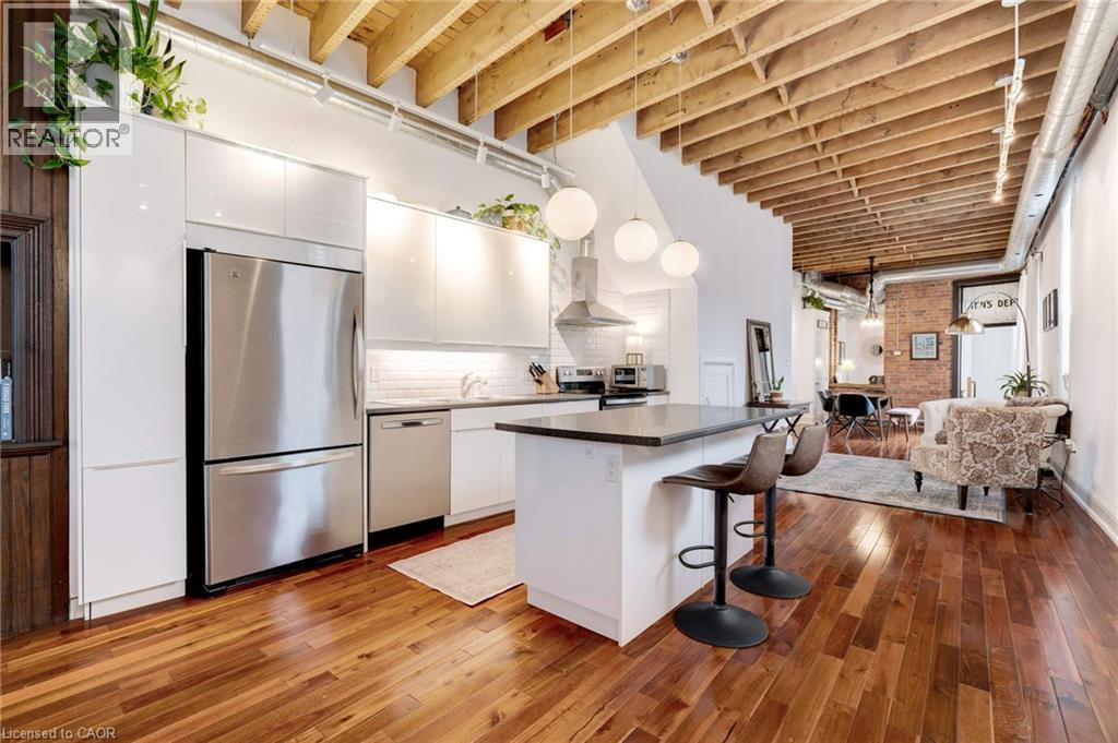 205 King Street E Unit# 2, Hamilton, ON - Indoor Photo Showing Kitchen With Upgraded Kitchen