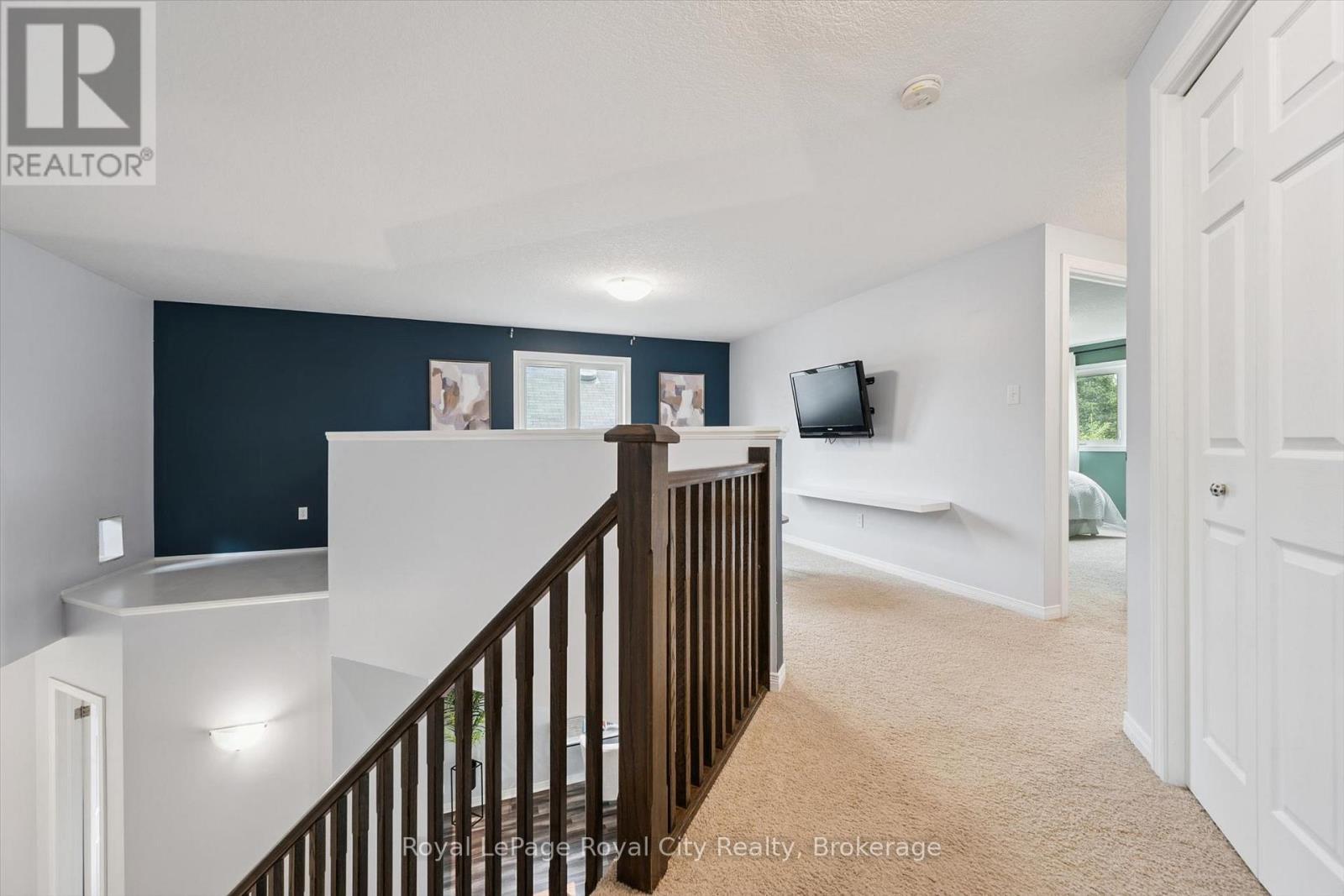 138 Flanders Road, Waterloo, ON - Indoor Photo Showing Other Room