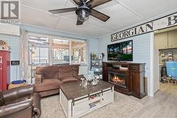 Inviting living room - 