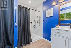 Convenient step in shower - 