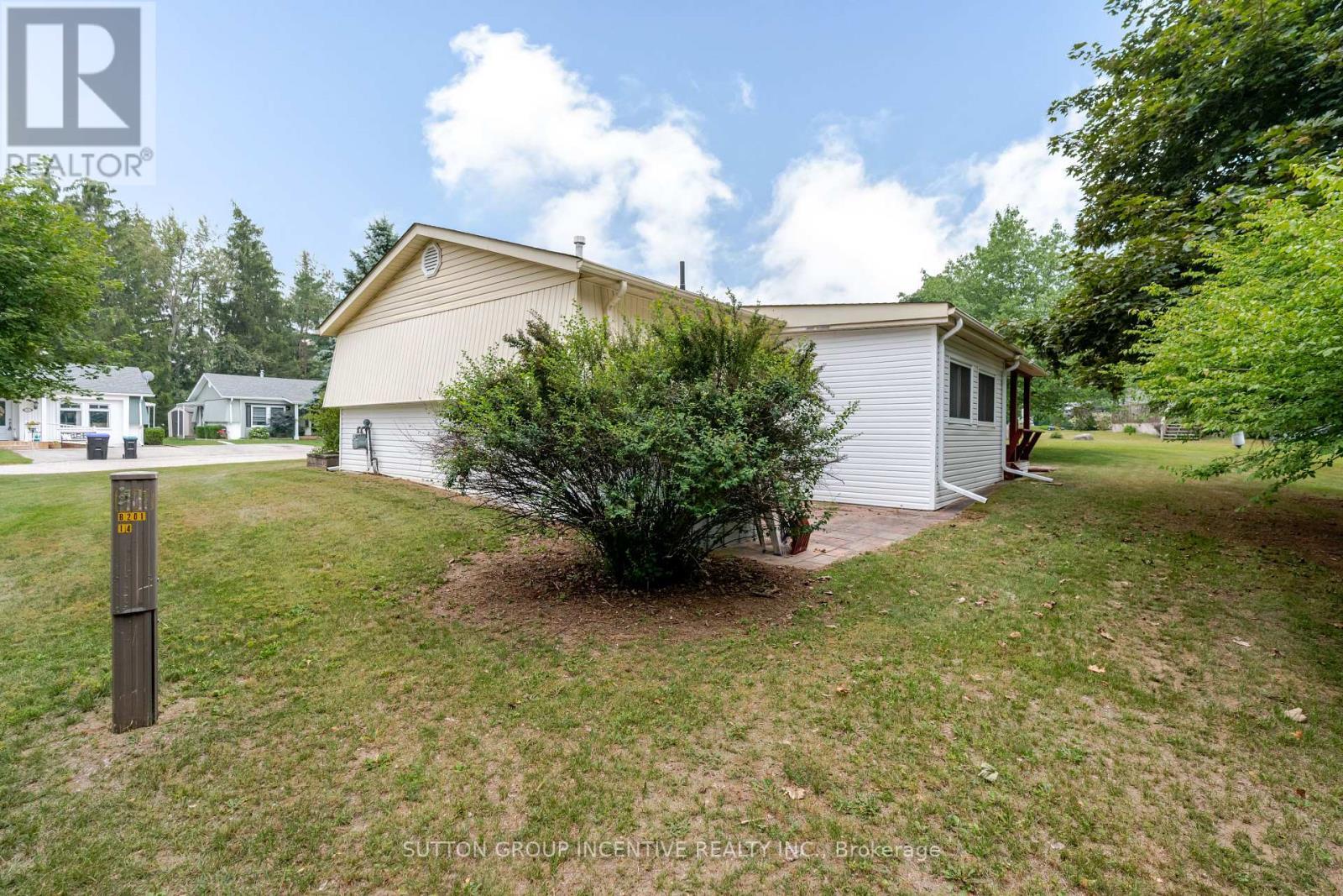 6 Willow Landing, Innisfil, ON - Outdoor