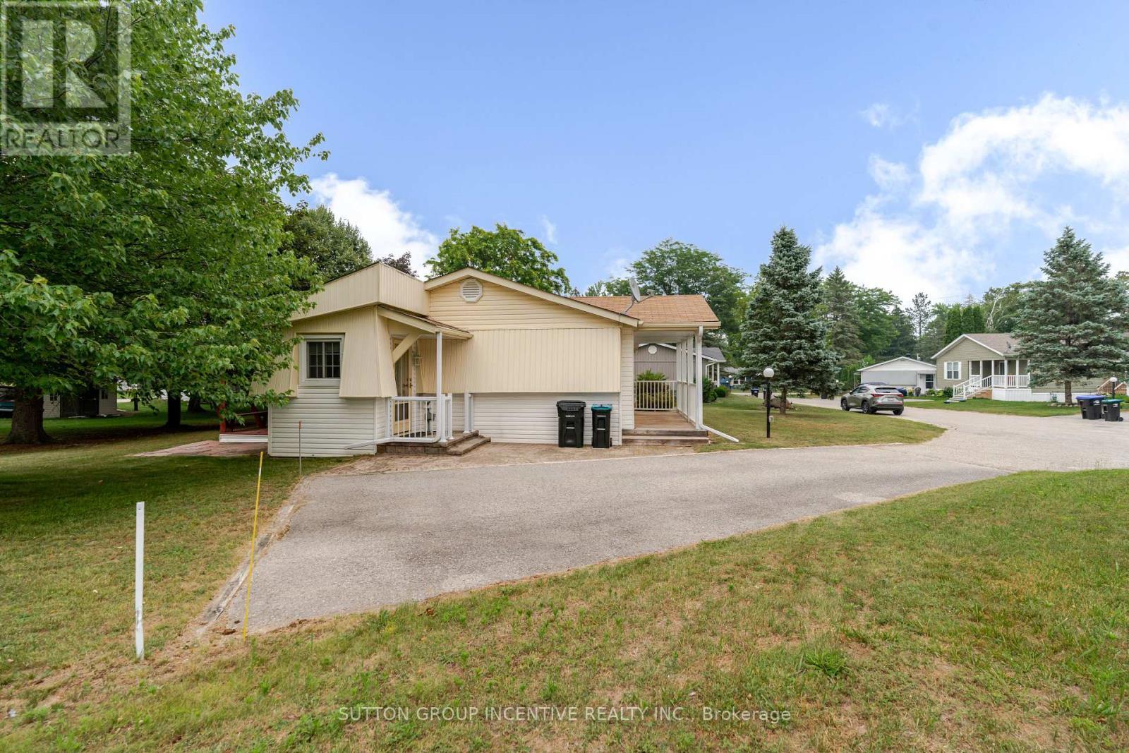 6 Willow Landing, Innisfil, ON - Outdoor