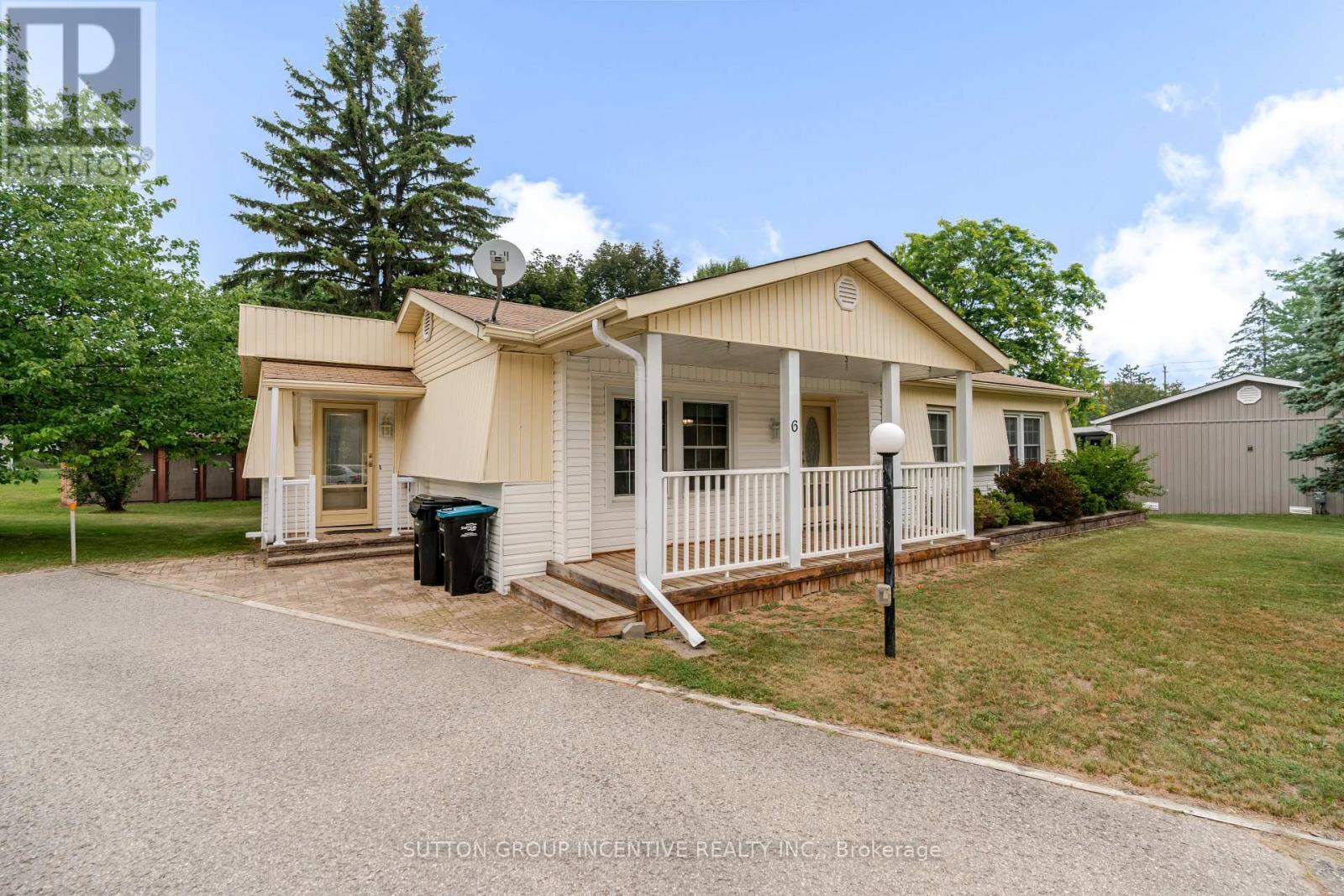 6 Willow Landing, Innisfil, ON - Outdoor With Deck Patio Veranda