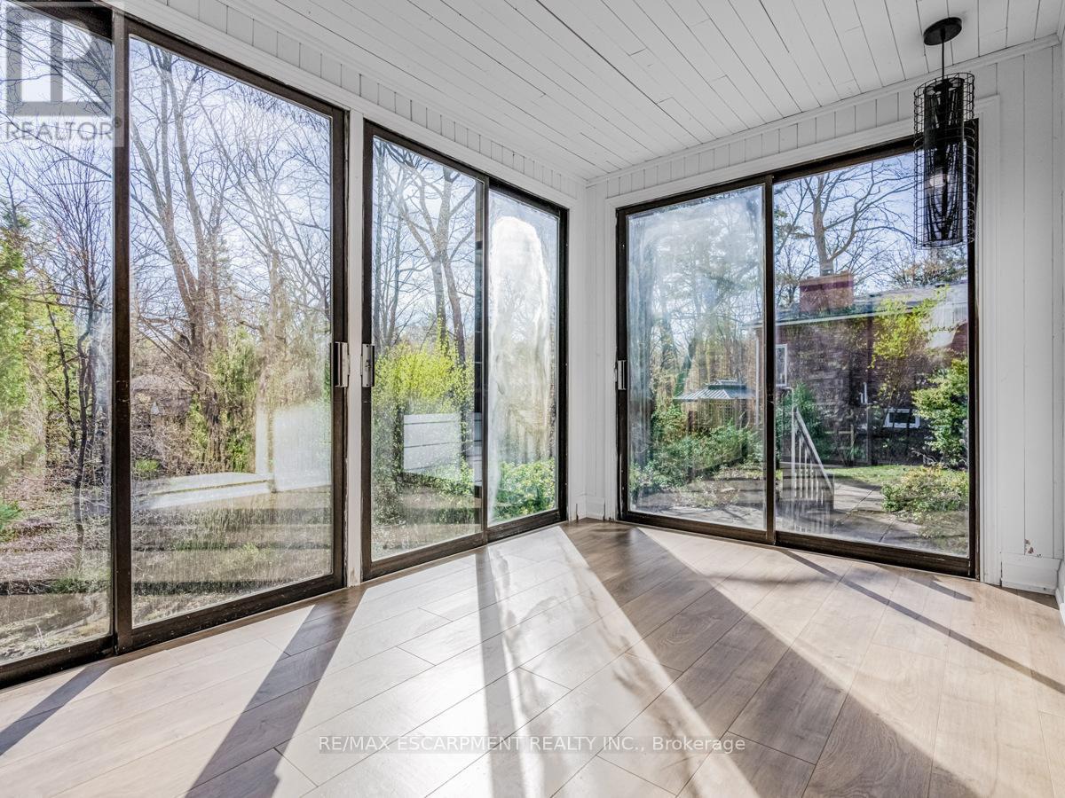 804 Shadeland Avenue, Burlington, ON