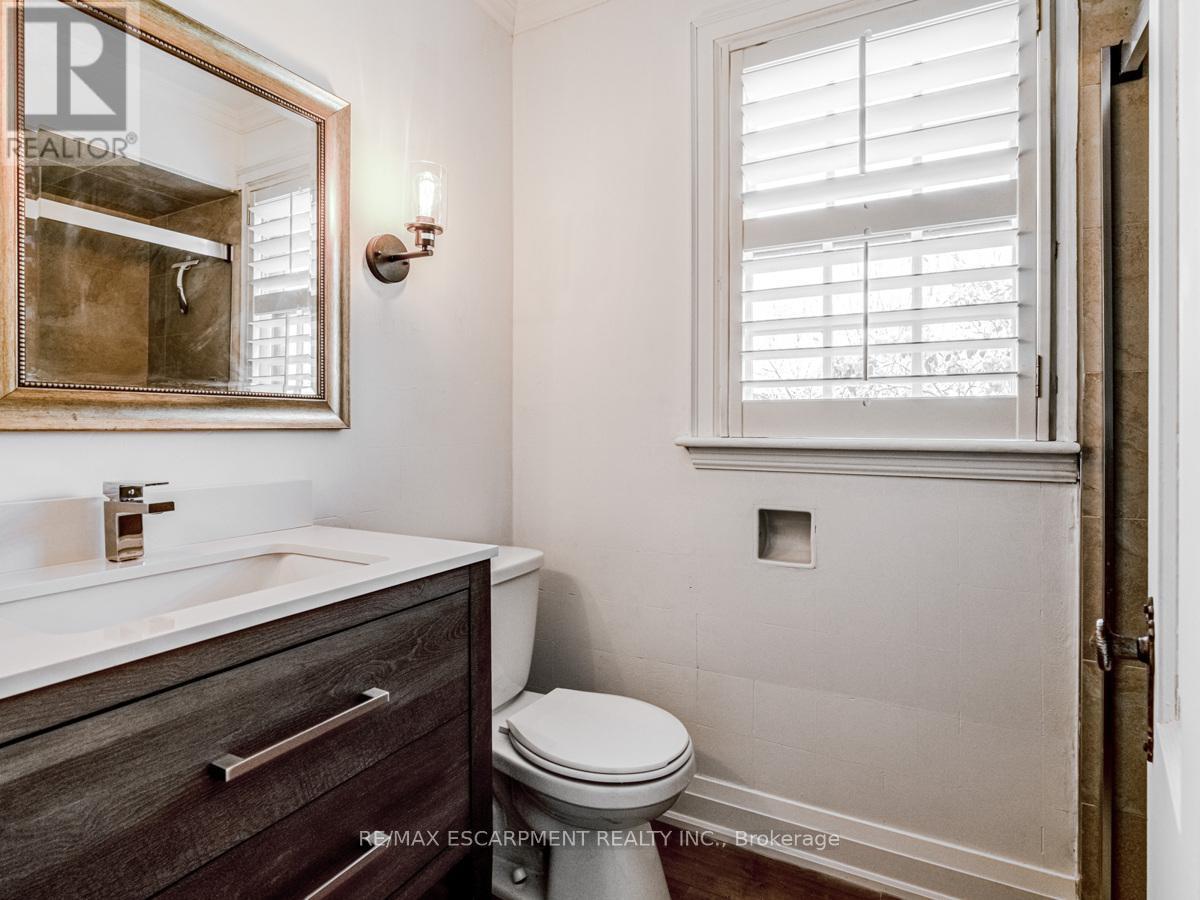 804 Shadeland Avenue, Burlington, ON