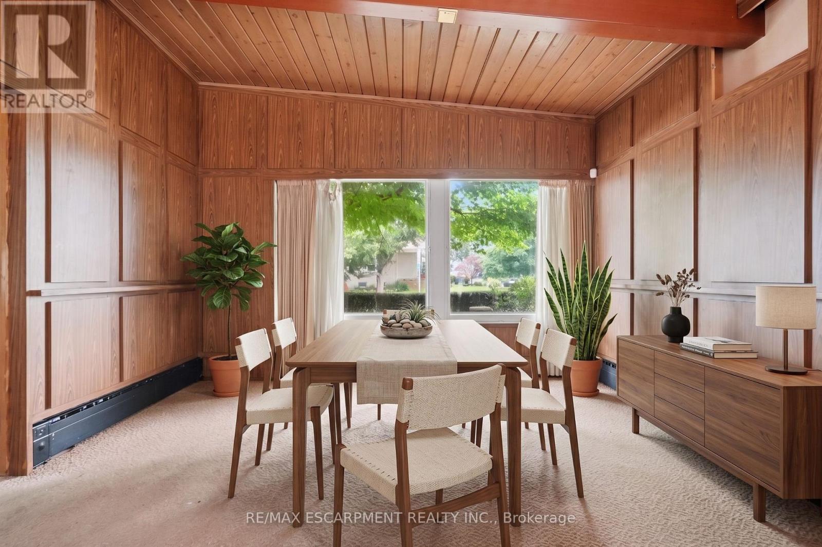Virtually Staged -Rm feat. extensive wood paneling - 264 Mountain Brow Boulevard, Hamilton, ON - Indoor Photo Showing Dining Room
