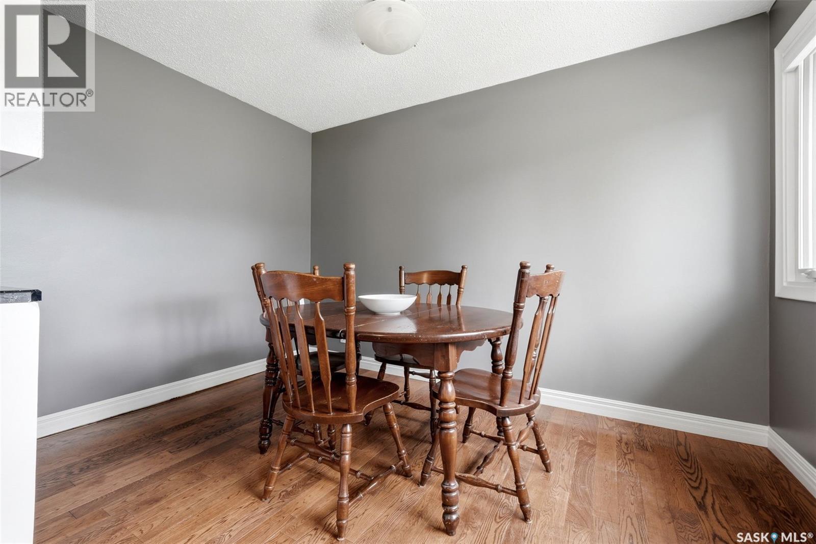 408 Mullin Avenue E, Regina, SK - Indoor Photo Showing Dining Room