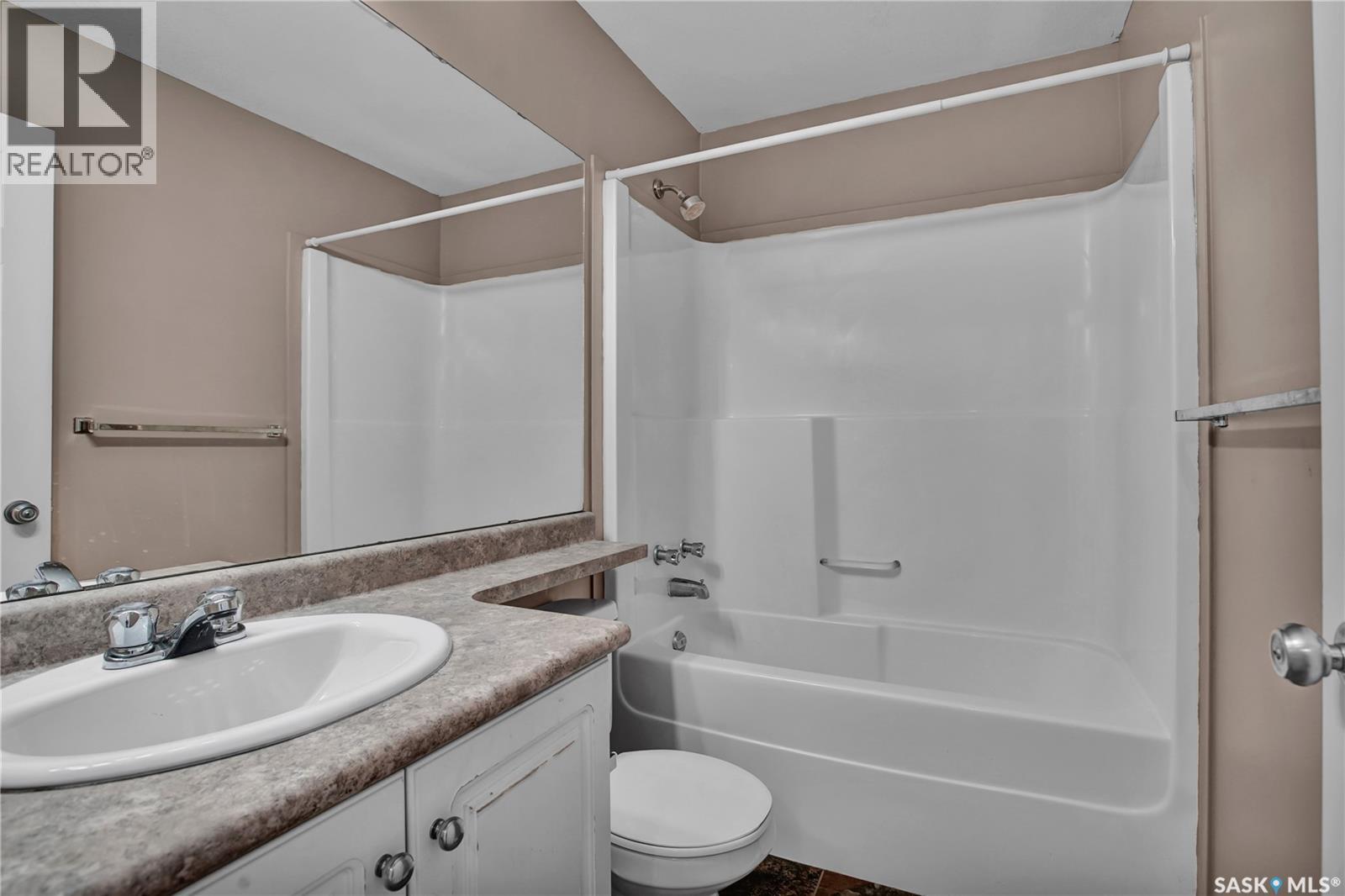 29 243 Herold Terrace, Saskatoon, SK - Indoor Photo Showing Bathroom