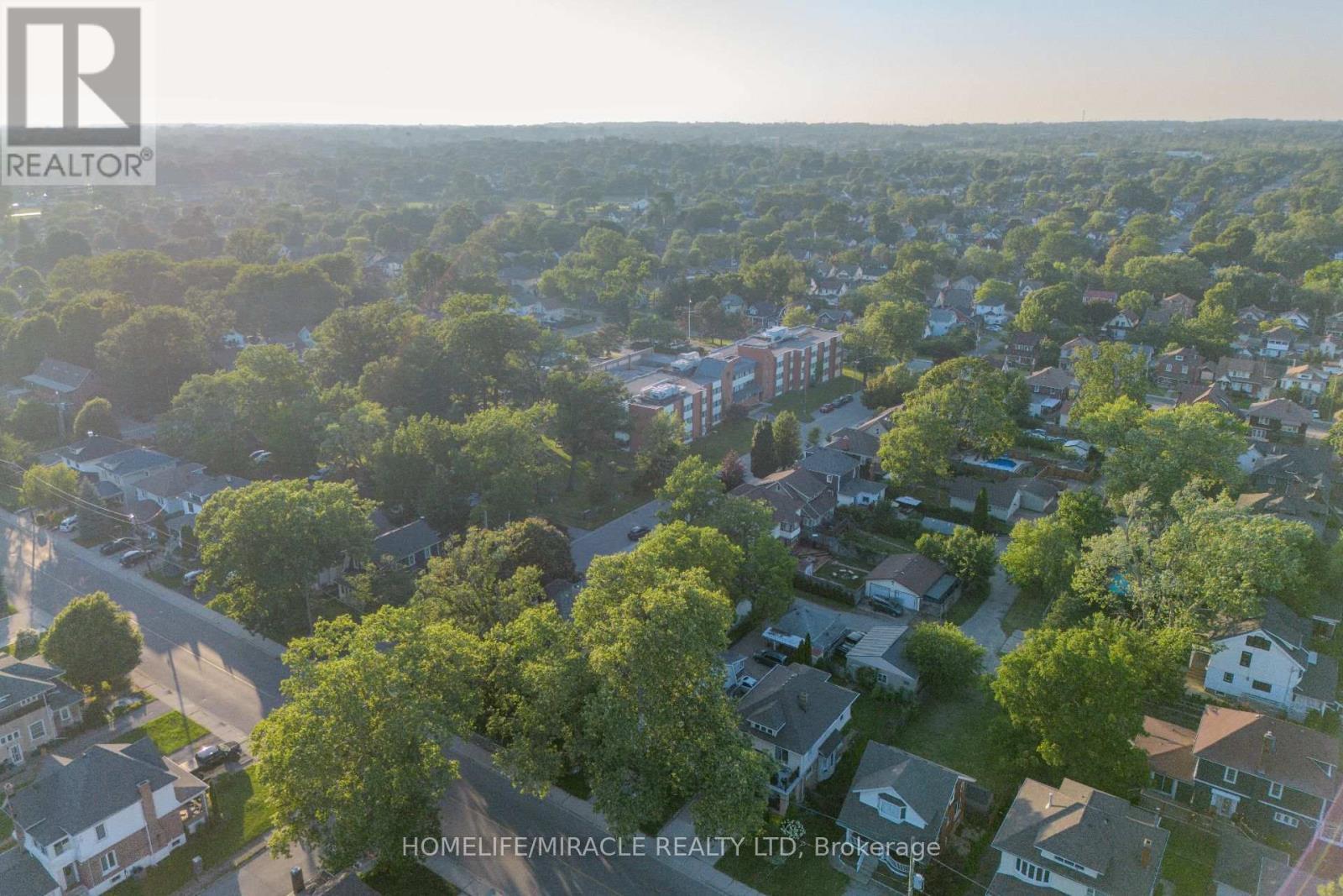 5214 Third Avenue, Niagara Falls, ON - With View
