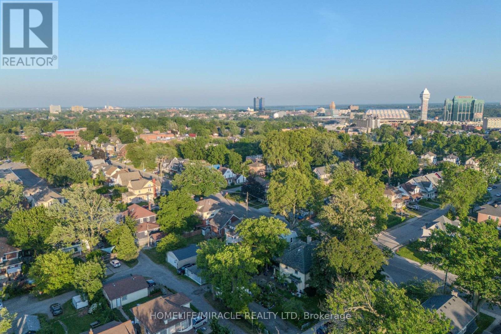 5214 Third Avenue, Niagara Falls, ON - Outdoor With View
